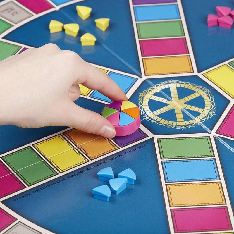 Trivial Pursuit: Classic Edition - Hasbro Games